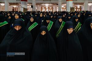آئین آغاز دهه کرامت در قم