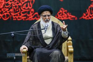 آئین سیاه پوشان عزای حسینی و رونمایی از اثر 