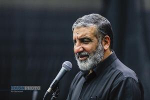 آئین سیاه پوشان عزای حسینی و رونمایی از اثر 