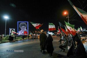 تصویر رهبر شهید انقلاب در میدان مرجعیت قم