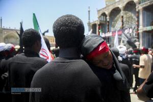 نماز جماعت و عزاداری ظهر عاشورای حسینی در قم