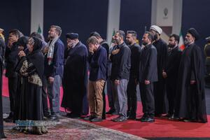مراسم ادای احترام به پیکر مطهر رهبر شهید انقلاب اسلامی