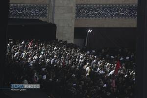 اقامه نماز بر پیکر رهبر شهید انقلاب