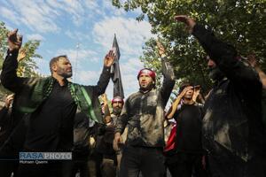تشییع تاریخی رهبر شهید انقلاب در تهران -۲