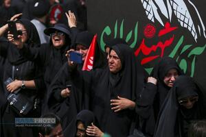 تشییع میلیونی قائد شهید امت در قم
