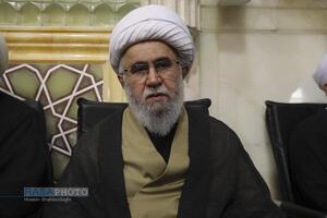 بزرگداشت امام شهید از سوی رهبر معظم انقلاب در حرم کریمه اهل‌بیت (س)
