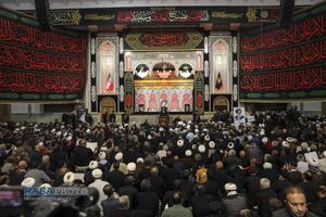 بزرگداشت امام شهید از سوی رهبر معظم انقلاب در حرم کریمه اهل‌بیت (س)