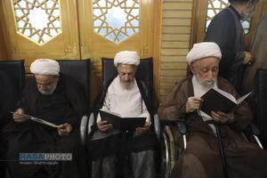 بزرگداشت امام شهید از سوی رهبر معظم انقلاب در حرم کریمه اهل‌بیت (س)